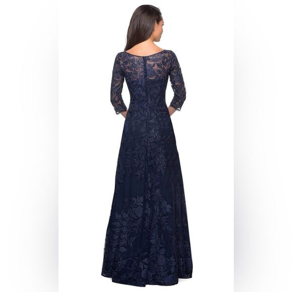 NWT La Femme 28053 Stunning Lace Floral Embroidered A-Line Gown in Navy size 12 - Picture 3 of 15